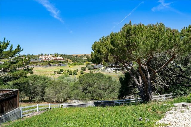 1027 Acorn Drive, Arroyo Grande, CA 93420