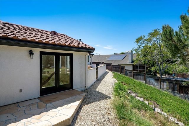 1027 Acorn Drive, Arroyo Grande, CA 93420