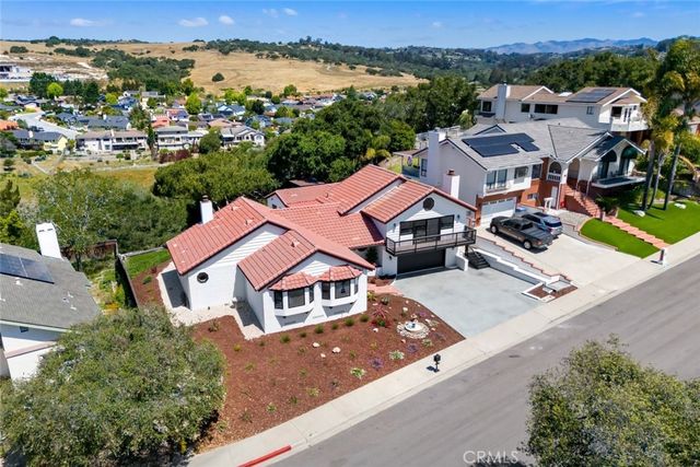 1027 Acorn Drive, Arroyo Grande, CA 93420