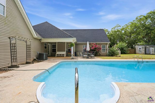 209 Duke Lane, Kathleen, GA 31047