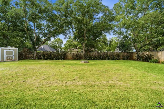 209 Duke Lane, Kathleen, GA 31047