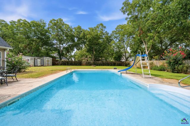 209 Duke Lane, Kathleen, GA 31047