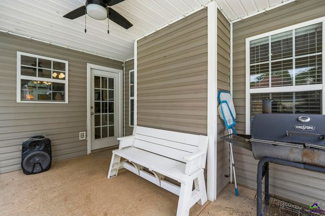 209 Duke Lane, Kathleen, GA 31047