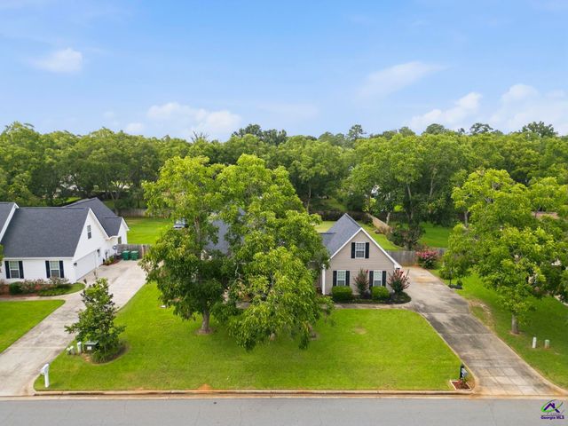 209 Duke Lane, Kathleen, GA 31047
