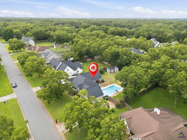 209 Duke Lane, Kathleen, GA 31047