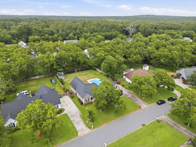 209 Duke Lane, Kathleen, GA 31047