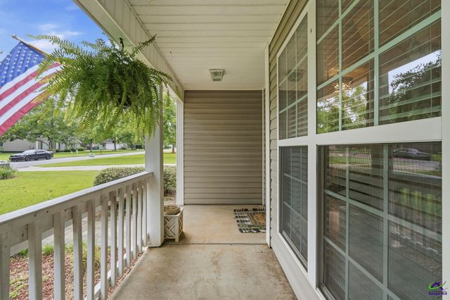 209 Duke Lane, Kathleen, GA 31047