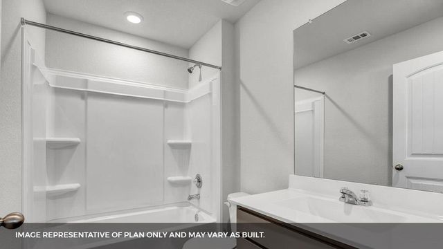 142 Morning Glory LOOP, Kyle, TX 78640