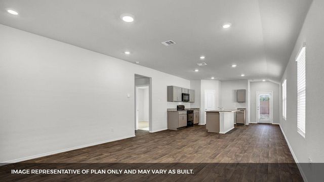 142 Morning Glory LOOP, Kyle, TX 78640