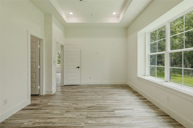 307 E Locust Street, Leonard, TX 75452