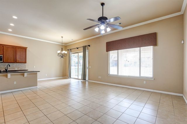 9601 Ravenwood Drive, Denton, TX 76207