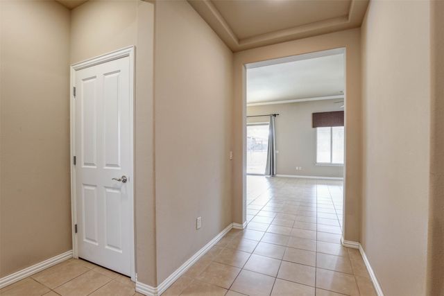 9601 Ravenwood Drive, Denton, TX 76207