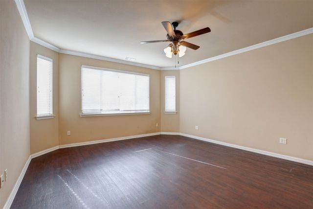 9601 Ravenwood Drive, Denton, TX 76207