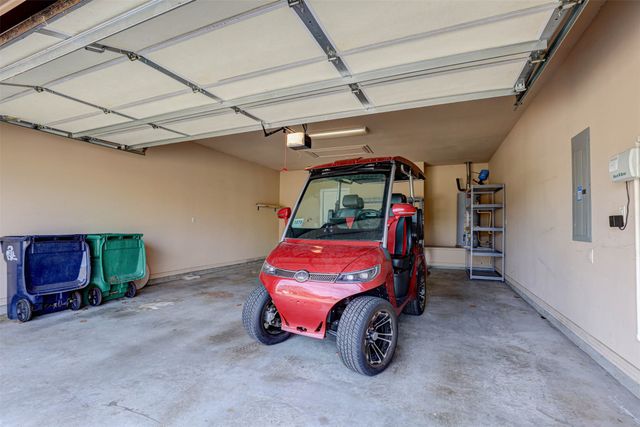 9601 Ravenwood Drive, Denton, TX 76207