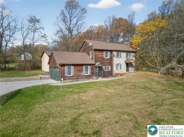 275 Sally Ann Furnace Road, Longswamp Twp, PA 19539