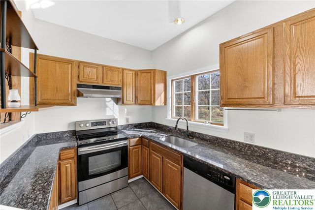 275 Sally Ann Furnace Road, Longswamp Twp, PA 19539