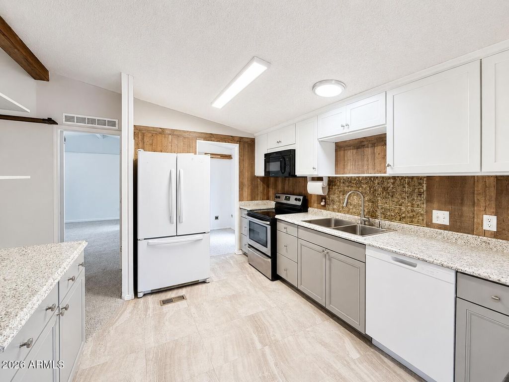 10951 N 91ST Avenue 37, Peoria, AZ 85345 — photo 4