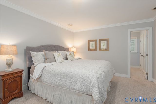 7842 Lakeforest Dr, North Chesterfield, VA 23235