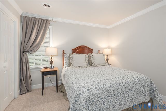 7842 Lakeforest Dr, North Chesterfield, VA 23235