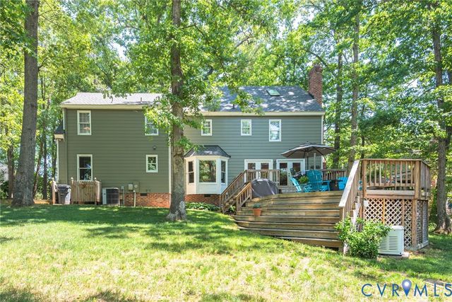 7842 Lakeforest Dr, North Chesterfield, VA 23235