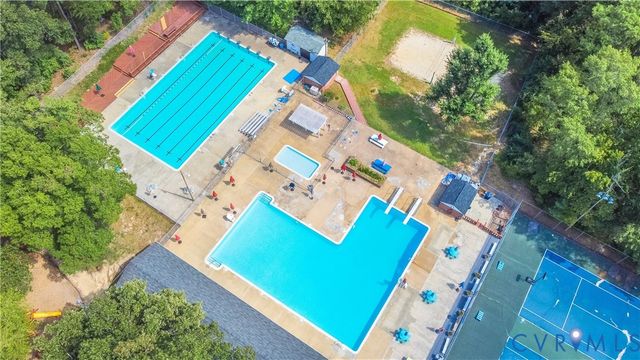 7842 Lakeforest Dr, North Chesterfield, VA 23235