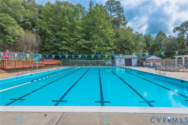 7842 Lakeforest Dr, North Chesterfield, VA 23235