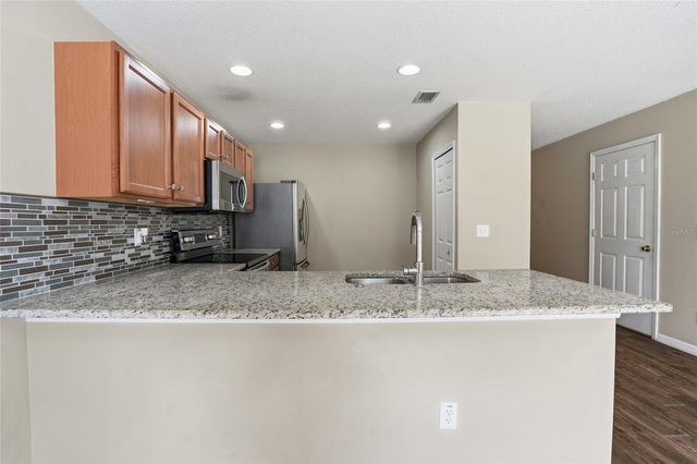 4610 WINDING RIVER WAY, Land O Lakes, FL 34639