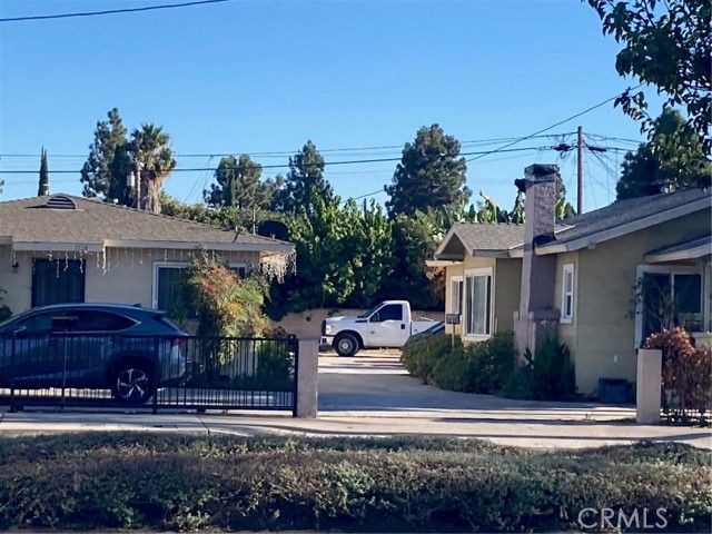 1124 W.1st Street, Santa Ana, CA 92703