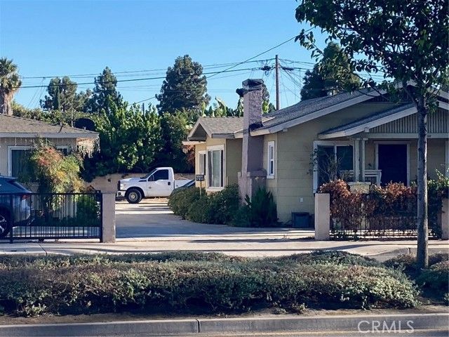 1124 W.1st Street, Santa Ana, CA 92703