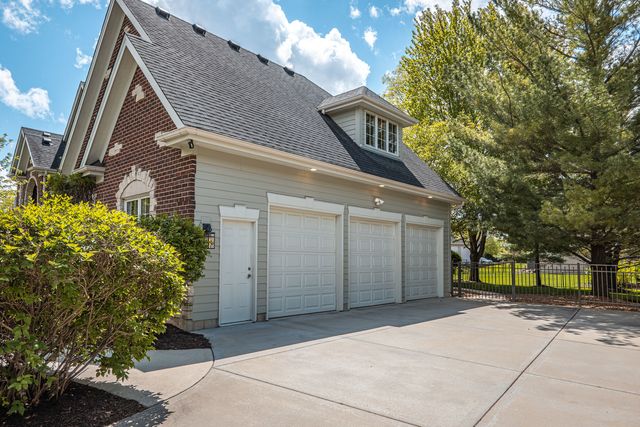 0S140 N MATHEWSON Lane, Geneva, IL 60134