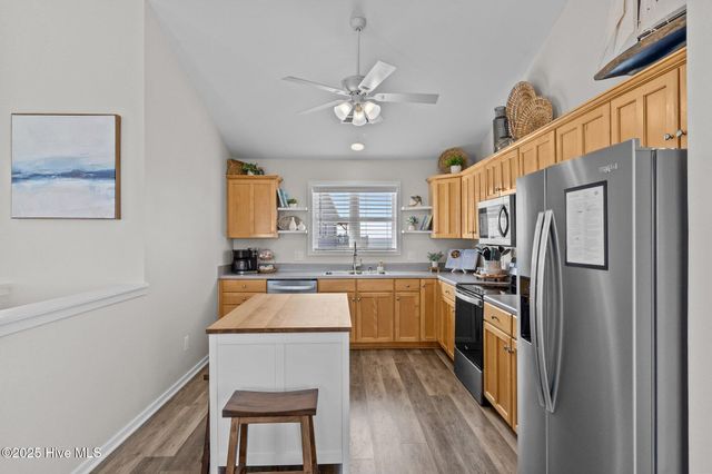 126 S Permuda Wynd Drive, N Topsail Beach, NC 28460