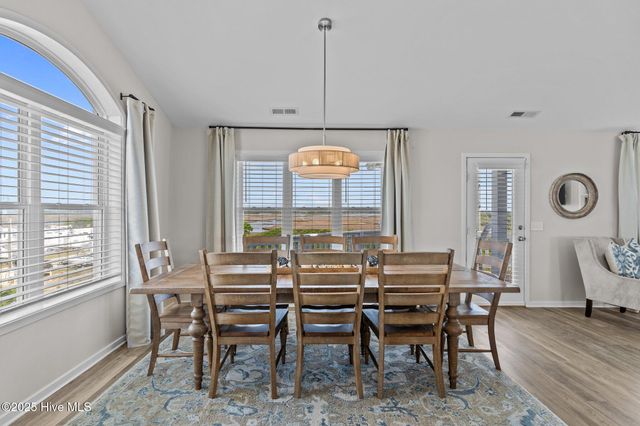 126 S Permuda Wynd Drive, N Topsail Beach, NC 28460