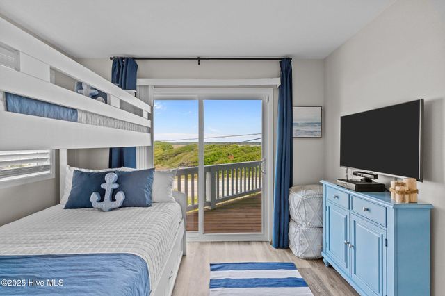 126 S Permuda Wynd Drive, N Topsail Beach, NC 28460