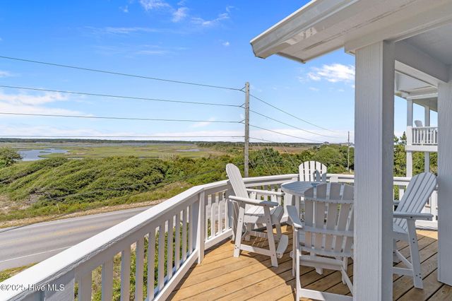 126 S Permuda Wynd Drive, N Topsail Beach, NC 28460