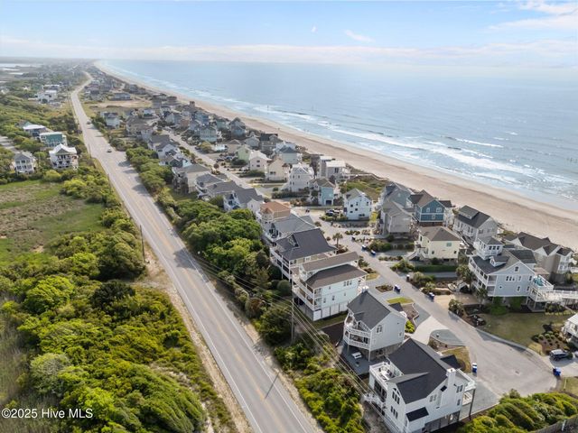 126 S Permuda Wynd Drive, N Topsail Beach, NC 28460