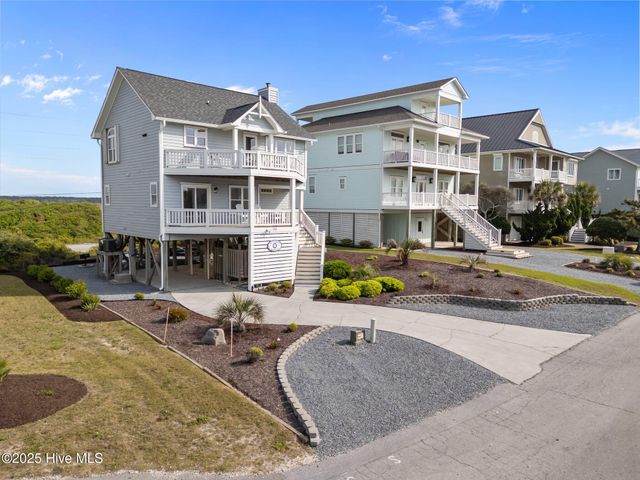 126 S Permuda Wynd Drive, N Topsail Beach, NC 28460