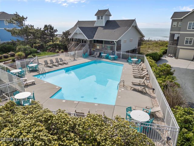 126 S Permuda Wynd Drive, N Topsail Beach, NC 28460