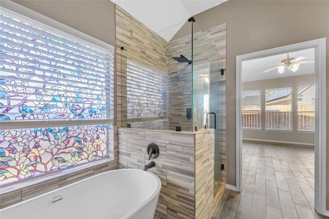 12638 Riverhill Court, Houston, TX 77014