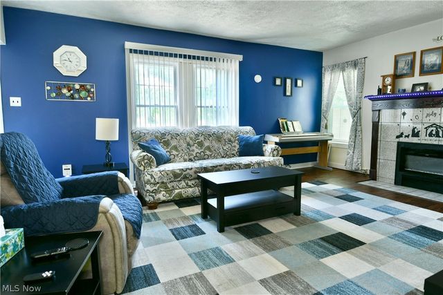 2935 N River Road NE, Warren, OH 44483