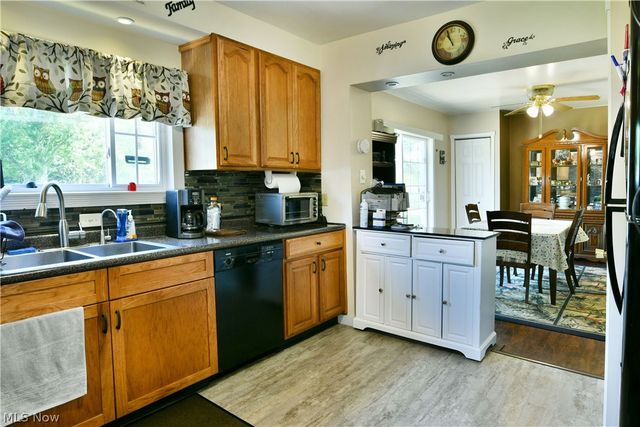 2935 N River Road NE, Warren, OH 44483