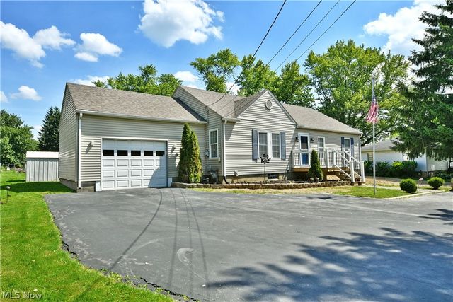 2935 N River Road NE, Warren, OH 44483