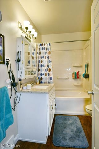 2935 N River Road NE, Warren, OH 44483