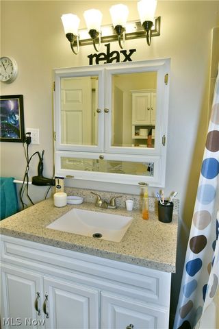 2935 N River Road NE, Warren, OH 44483