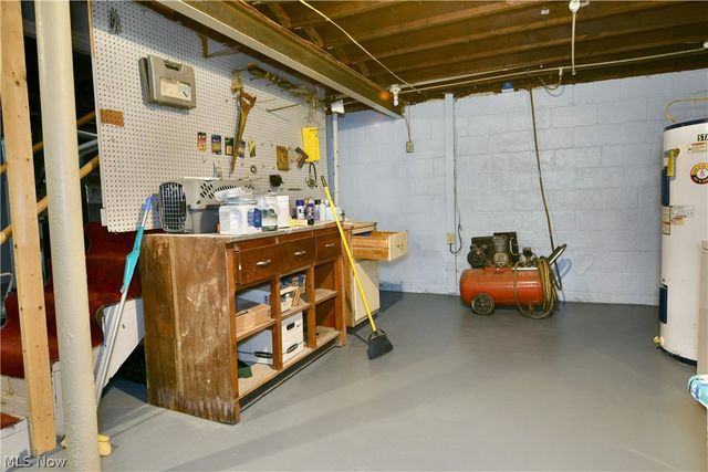 2935 N River Road NE, Warren, OH 44483