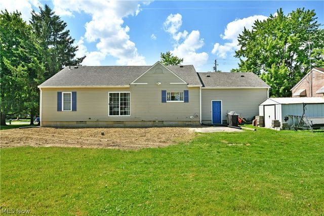 2935 N River Road NE, Warren, OH 44483