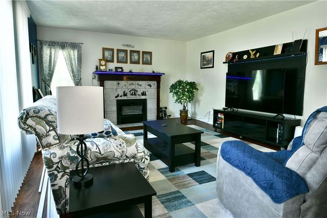 2935 N River Road NE, Warren, OH 44483