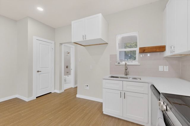 2315 Exeter Avenue, Dallas, TX 75216