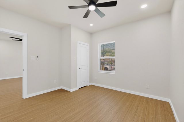 2315 Exeter Avenue, Dallas, TX 75216