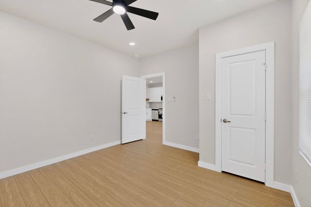 2315 Exeter Avenue, Dallas, TX 75216