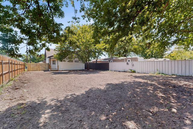 2315 Exeter Avenue, Dallas, TX 75216